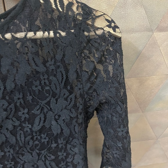 Beautiful black dress - Picture 6 of 6